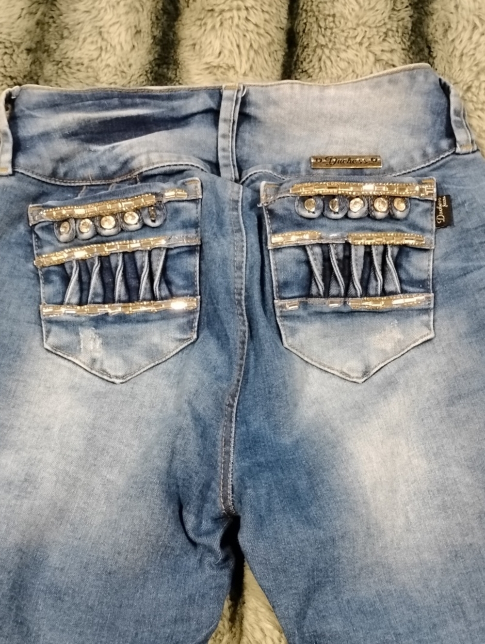 Columbian Duchess Butt Lift Jeans Beautiful Details